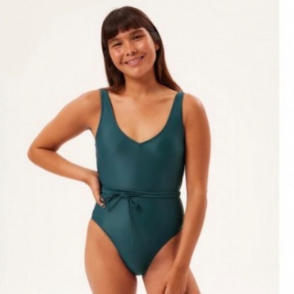GF. COLLECTIVE Wrap Tie One piece